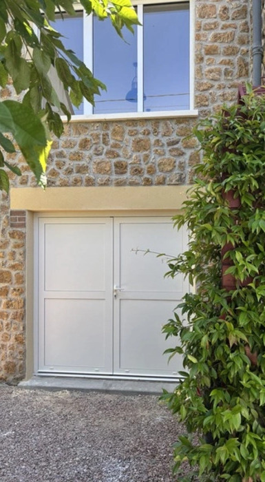 Porte fenêtre pvc cintrée